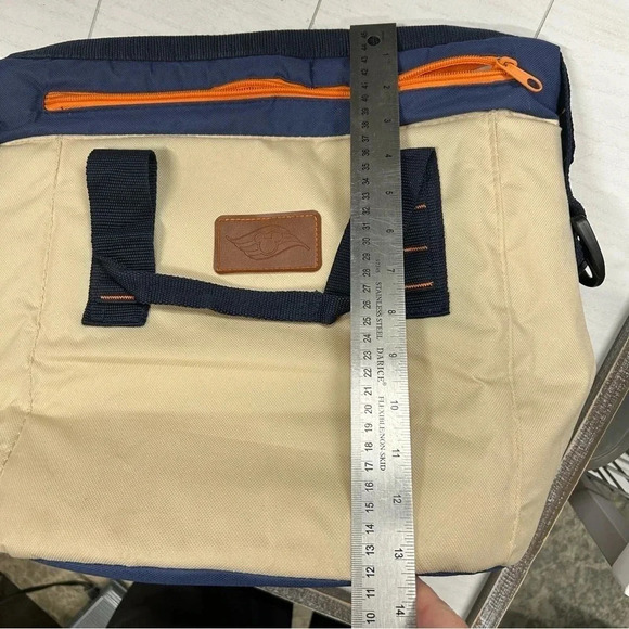 Disney Cruise Line Poly Peva Insulated Cooler Bag Navy and Cream EUC - Picture 10 of 10